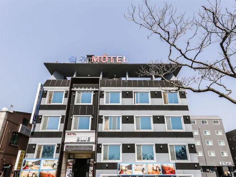 Blue Motel Порьон Екстер'єр фото